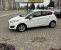 Білий Форд Фієста, об'ємом двигуна 1.6 л та пробігом 134 тис. км за 8900 $, фото 1 на Automoto.ua