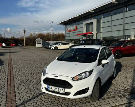 Белый Форд Фиеста, объемом двигателя 1.4 л и пробегом 147 тыс. км за 7100 $, фото 3 на Automoto.ua