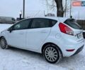 Білий Форд Фієста, об'ємом двигуна 1 л та пробігом 122 тис. км за 8490 $, фото 4 на Automoto.ua
