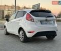 Білий Форд Фієста, об'ємом двигуна 1 л та пробігом 54 тис. км за 9900 $, фото 8 на Automoto.ua