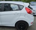 Білий Форд Фієста, об'ємом двигуна 1 л та пробігом 143 тис. км за 7772 $, фото 4 на Automoto.ua
