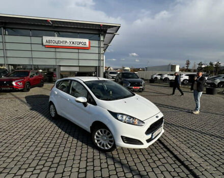 Белый Форд Фиеста, объемом двигателя 1.4 л и пробегом 147 тыс. км за 7100 $, фото 1 на Automoto.ua