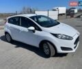 Білий Форд Фієста, об'ємом двигуна 1.24 л та пробігом 157 тис. км за 7000 $, фото 3 на Automoto.ua