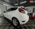 Білий Форд Фієста, об'ємом двигуна 1.6 л та пробігом 106 тис. км за 6950 $, фото 12 на Automoto.ua