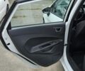 Білий Форд Фієста, об'ємом двигуна 1 л та пробігом 143 тис. км за 7772 $, фото 12 на Automoto.ua