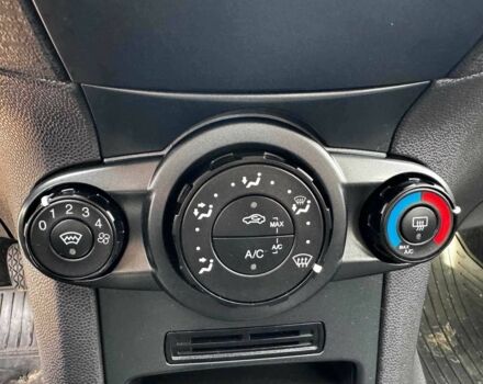 Белый Форд Фиеста, объемом двигателя 1.4 л и пробегом 149 тыс. км за 6940 $, фото 17 на Automoto.ua