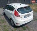 Білий Форд Фієста, об'ємом двигуна 1.6 л та пробігом 136 тис. км за 8500 $, фото 5 на Automoto.ua