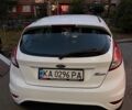 Белый Форд Фиеста, объемом двигателя 1.24 л и пробегом 154 тыс. км за 7500 $, фото 5 на Automoto.ua