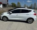 Білий Форд Фієста, об'ємом двигуна 1 л та пробігом 121 тис. км за 9030 $, фото 3 на Automoto.ua