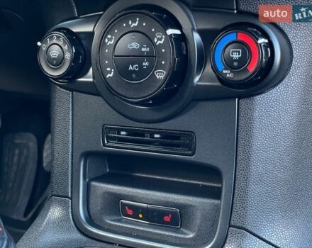 Белый Форд Фиеста, объемом двигателя 1.5 л и пробегом 115 тыс. км за 7999 $, фото 34 на Automoto.ua