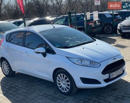 Белый Форд Фиеста, объемом двигателя 1.5 л и пробегом 115 тыс. км за 7999 $, фото 5 на Automoto.ua