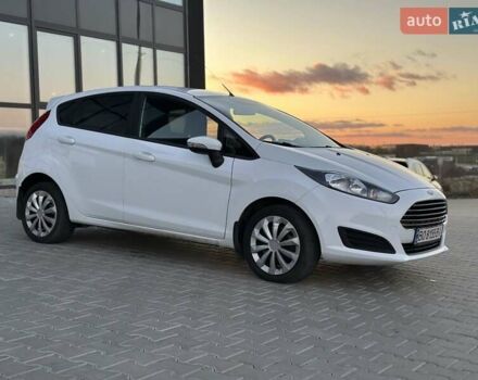 Білий Форд Фієста, об'ємом двигуна 1 л та пробігом 54 тис. км за 9900 $, фото 14 на Automoto.ua
