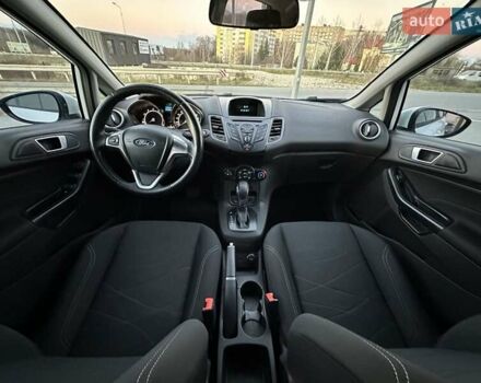 Білий Форд Фієста, об'ємом двигуна 1 л та пробігом 54 тис. км за 9900 $, фото 37 на Automoto.ua