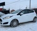 Білий Форд Фієста, об'ємом двигуна 1 л та пробігом 122 тис. км за 7990 $, фото 2 на Automoto.ua