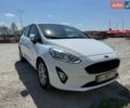 Білий Форд Фієста, об'ємом двигуна 1 л та пробігом 121 тис. км за 9000 $, фото 1 на Automoto.ua
