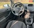 Білий Форд Фієста, об'ємом двигуна 1.39 л та пробігом 146 тис. км за 6399 $, фото 37 на Automoto.ua