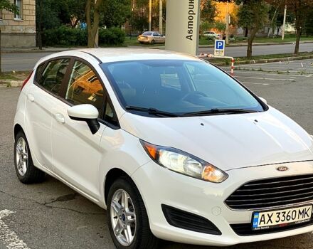 Белый Форд Фиеста, объемом двигателя 1.6 л и пробегом 62 тыс. км за 7200 $, фото 2 на Automoto.ua