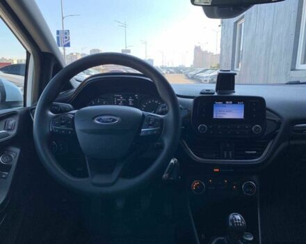 Форд Фиеста 2018 в Киеве на Automoto.ua Белый Форд Фиеста, объемом двигателя 0 л и пробегом 101 тыс. км за 8990 $, фото 13 на Automoto.ua