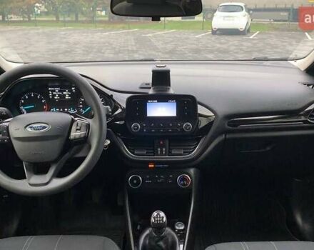 Белый Форд Фиеста, объемом двигателя 1.08 л и пробегом 146 тыс. км за 7600 $, фото 13 на Automoto.ua