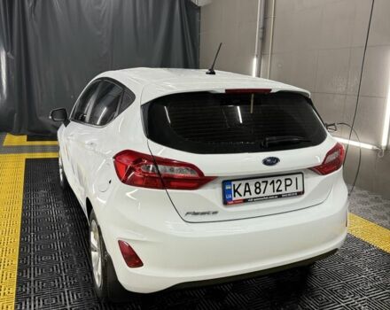 Белый Форд Фиеста, объемом двигателя 1.1 л и пробегом 116 тыс. км за 9000 $, фото 1 на Automoto.ua