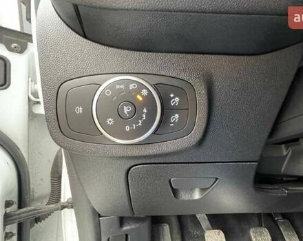 Белый Форд Фиеста, объемом двигателя 1.08 л и пробегом 101 тыс. км за 8990 $, фото 11 на Automoto.ua