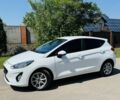 Білий Форд Фієста, об'ємом двигуна 1 л та пробігом 37 тис. км за 11200 $, фото 1 на Automoto.ua