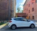 Білий Форд Фієста, об'ємом двигуна 1 л та пробігом 42 тис. км за 11300 $, фото 1 на Automoto.ua