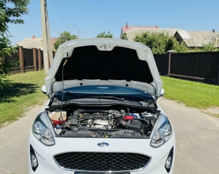 Білий Форд Фієста, об'ємом двигуна 1 л та пробігом 37 тис. км за 11200 $, фото 17 на Automoto.ua