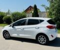 Білий Форд Фієста, об'ємом двигуна 1 л та пробігом 37 тис. км за 11200 $, фото 2 на Automoto.ua