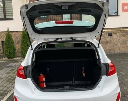 Белый Форд Фиеста, объемом двигателя 1.08 л и пробегом 146 тыс. км за 7600 $, фото 10 на Automoto.ua