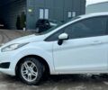 Белый Форд Фиеста, объемом двигателя 1.6 л и пробегом 130 тыс. км за 6990 $, фото 3 на Automoto.ua