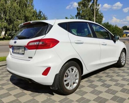 Белый Форд Фиеста, объемом двигателя 1.1 л и пробегом 165 тыс. км за 8500 $, фото 2 на Automoto.ua