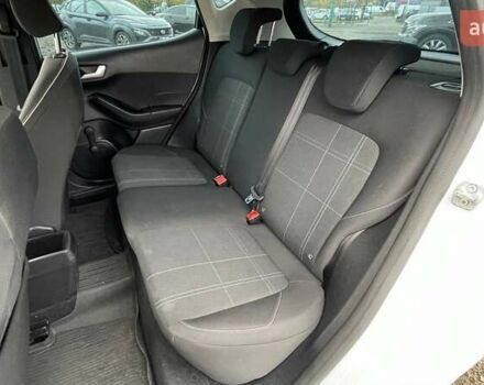 Белый Форд Фиеста, объемом двигателя 1.08 л и пробегом 101 тыс. км за 8990 $, фото 7 на Automoto.ua