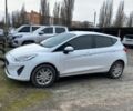 Белый Форд Фиеста, объемом двигателя 1.1 л и пробегом 200 тыс. км за 8000 $, фото 1 на Automoto.ua