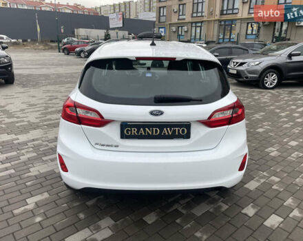 Белый Форд Фиеста, объемом двигателя 1.08 л и пробегом 130 тыс. км за 7500 $, фото 5 на Automoto.ua