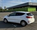 Білий Форд Фієста, об'ємом двигуна 1.1 л та пробігом 101 тис. км за 8500 $, фото 4 на Automoto.ua