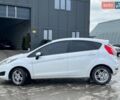 Білий Форд Фієста, об'ємом двигуна 1.6 л та пробігом 130 тис. км за 6990 $, фото 4 на Automoto.ua