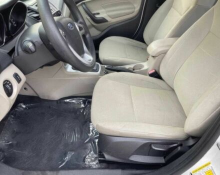 Білий Форд Фієста, об'ємом двигуна 1.6 л та пробігом 32 тис. км за 1200 $, фото 7 на Automoto.ua