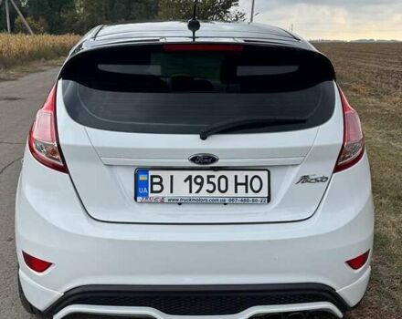 Білий Форд Фієста, об'ємом двигуна 1.6 л та пробігом 55 тис. км за 10500 $, фото 1 на Automoto.ua