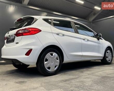 Белый Форд Фиеста, объемом двигателя 1.08 л и пробегом 83 тыс. км за 8300 $, фото 17 на Automoto.ua