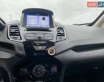 Белый Форд Фиеста, объемом двигателя 1.6 л и пробегом 66 тыс. км за 9790 $, фото 15 на Automoto.ua