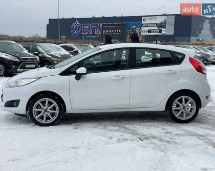 Белый Форд Фиеста, объемом двигателя 1.6 л и пробегом 66 тыс. км за 9790 $, фото 3 на Automoto.ua