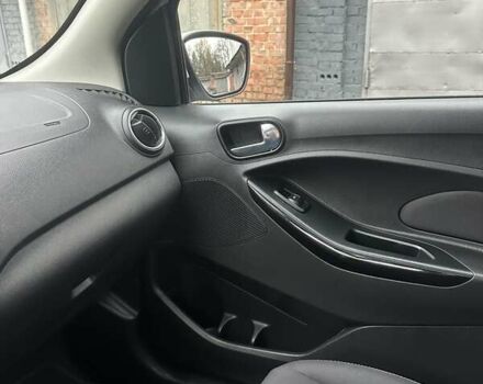 Белый Форд Фиеста, объемом двигателя 1.2 л и пробегом 43 тыс. км за 8300 $, фото 20 на Automoto.ua