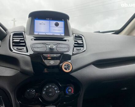 Білий Форд Фієста, об'ємом двигуна 1.6 л та пробігом 66 тис. км за 9790 $, фото 15 на Automoto.ua