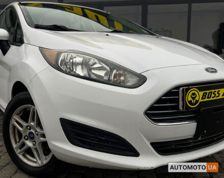 Білий Форд Фієста, об'ємом двигуна 1.6 л та пробігом 138 тис. км за 8599 $, фото 8 на Automoto.ua