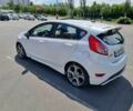 Білий Форд Фієста, об'ємом двигуна 1.6 л та пробігом 28 тис. км за 10700 $, фото 2 на Automoto.ua
