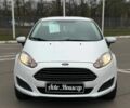 Белый Форд Фиеста, объемом двигателя 0 л и пробегом 55 тыс. км за 8800 $, фото 3 на Automoto.ua