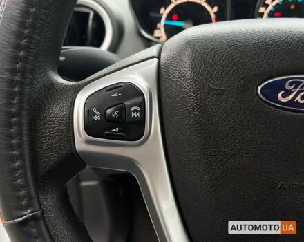 Білий Форд Фієста, об'ємом двигуна 1.6 л та пробігом 138 тис. км за 8599 $, фото 13 на Automoto.ua