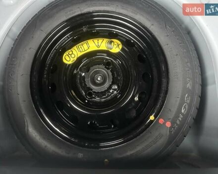 Белый Форд Фиеста, объемом двигателя 1.2 л и пробегом 43 тыс. км за 8300 $, фото 36 на Automoto.ua