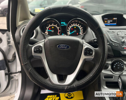 Білий Форд Фієста, об'ємом двигуна 1.6 л та пробігом 138 тис. км за 8599 $, фото 12 на Automoto.ua